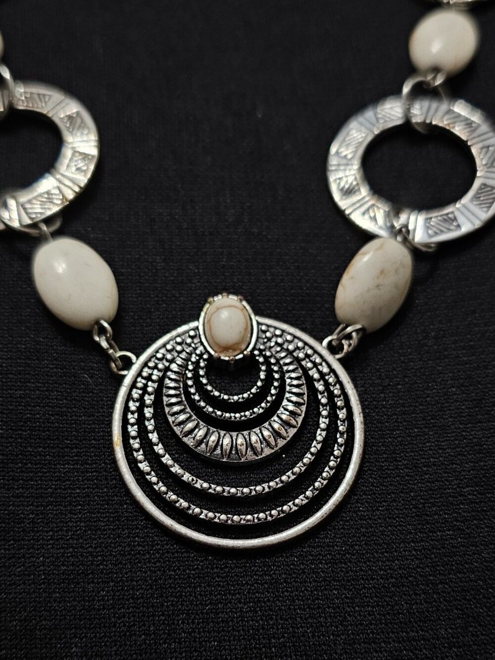 Bohemian Chic Silver & White Stone Statement Necklace Chunky Tribal Bib Art Deco